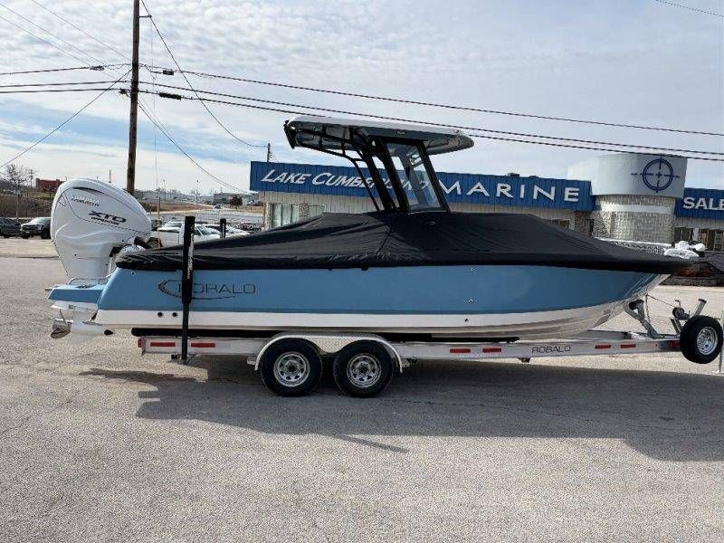 2026 Robalo 266 Cayman - 91