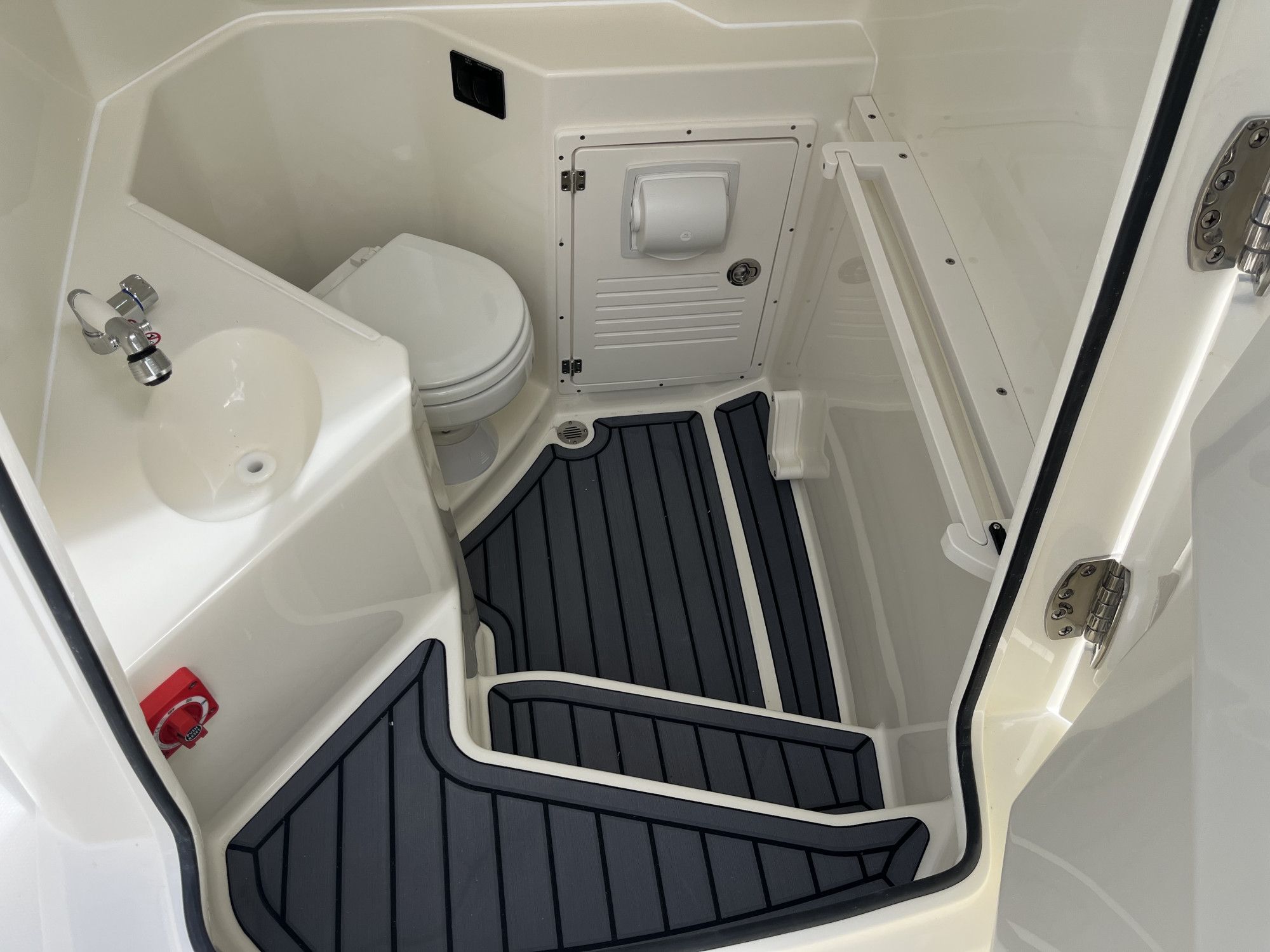 2026 Cobia 285 Open Center Console - 23