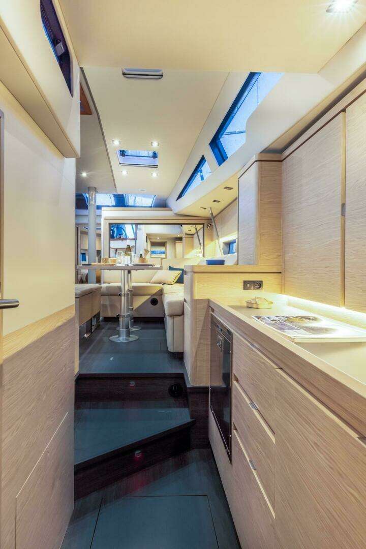 2026 Allures 51.9 - Image 36