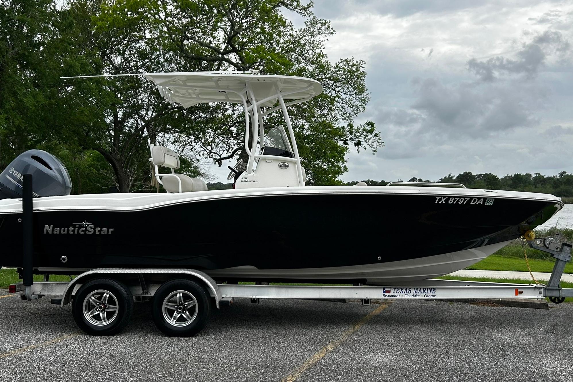 2015 NauticStar 231 Coastal