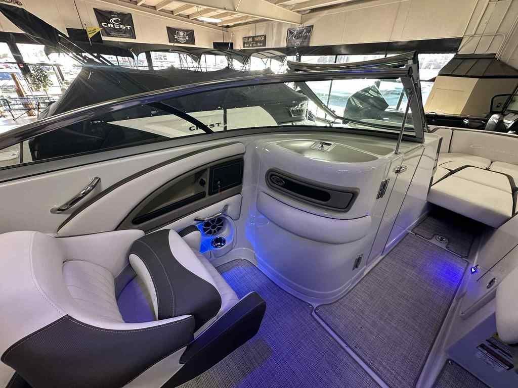 2026 Crownline 260 SS - 14
