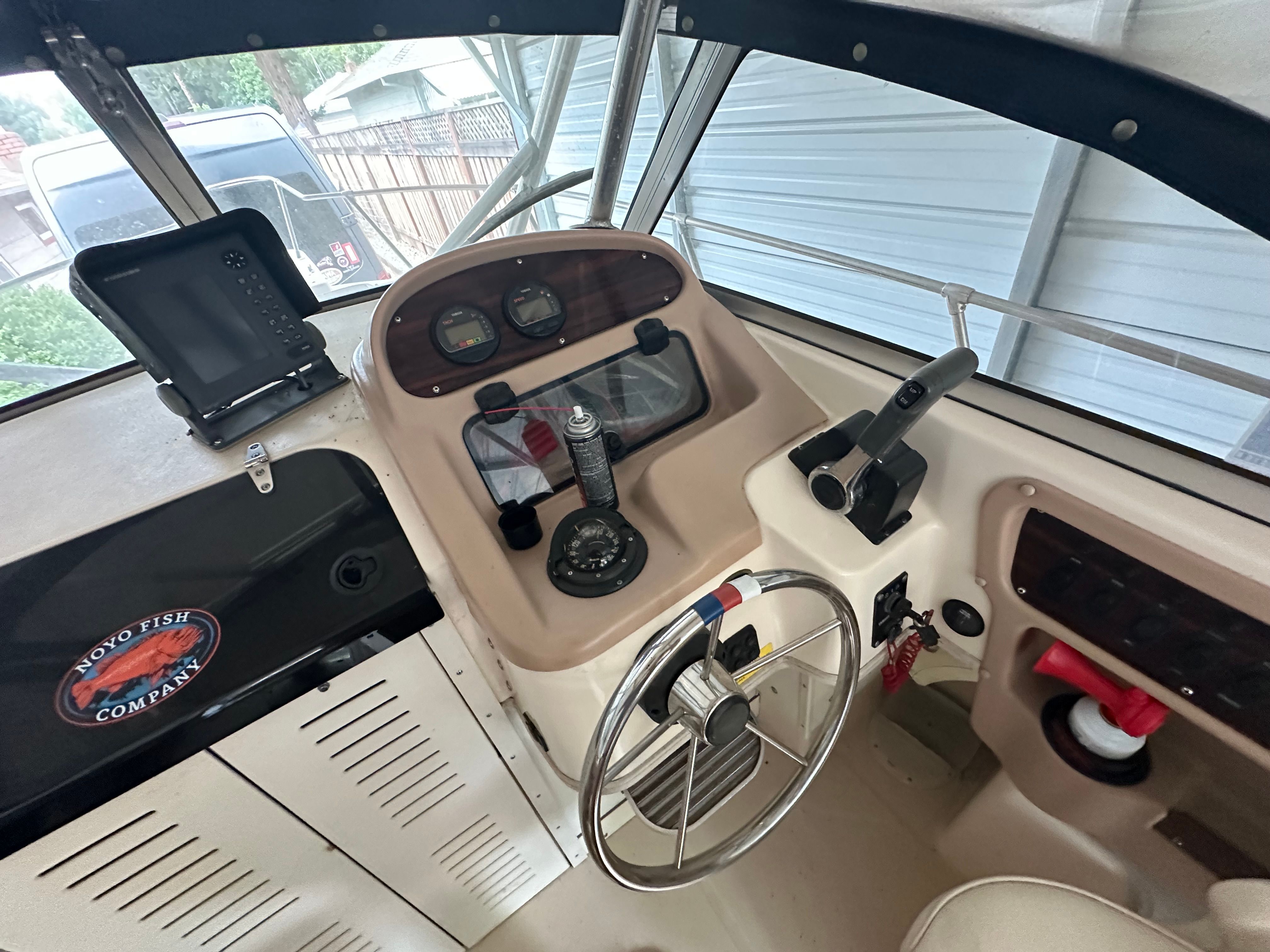 1997 Grady-White Adventure 208 - 9