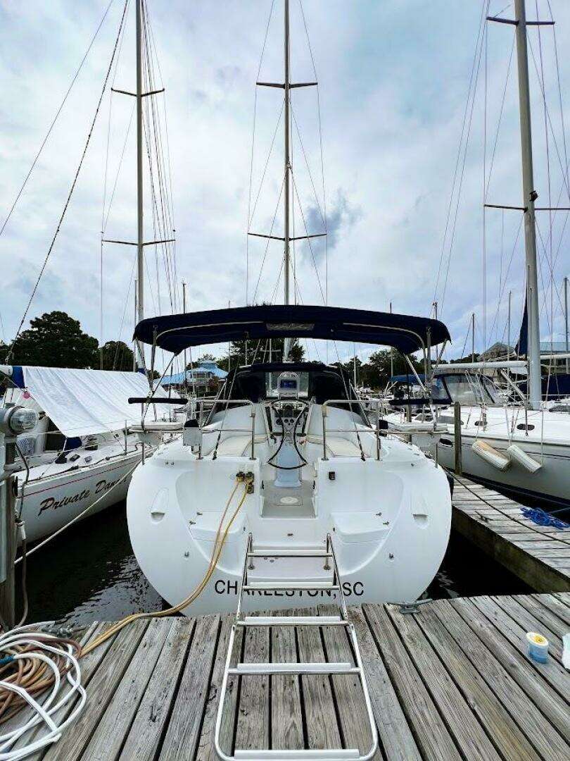 2007 Catalina 350 MK II - Image 37