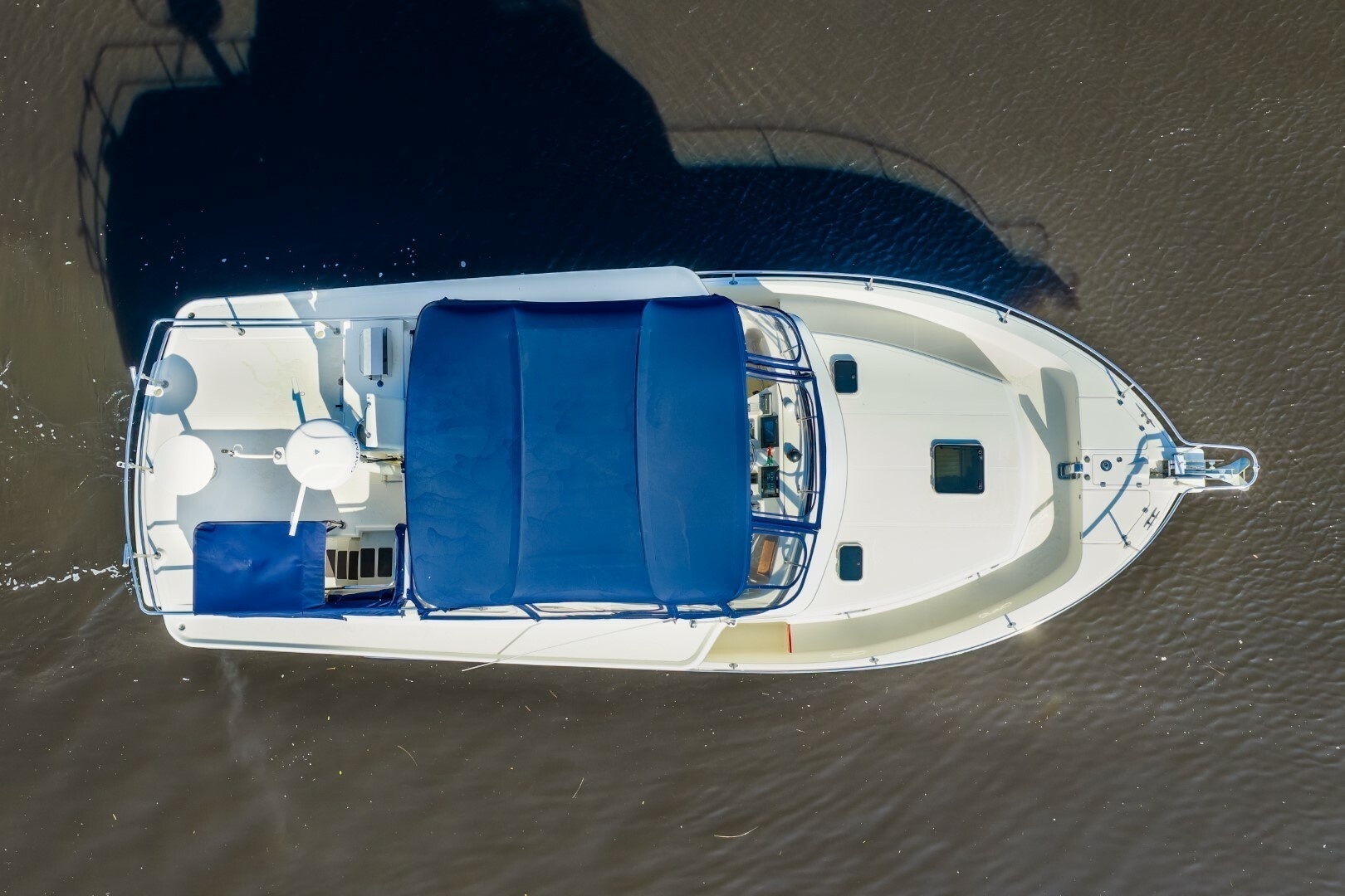 2009 Mainship Expedition 40 - Image 12