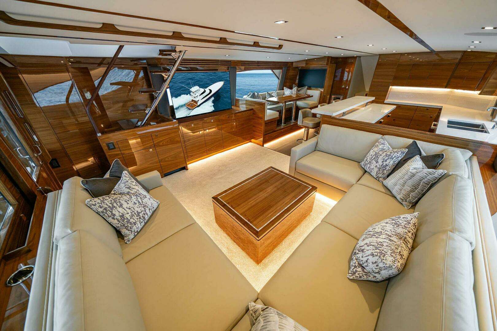 2027 Viking 82 Skybridge - Image 5