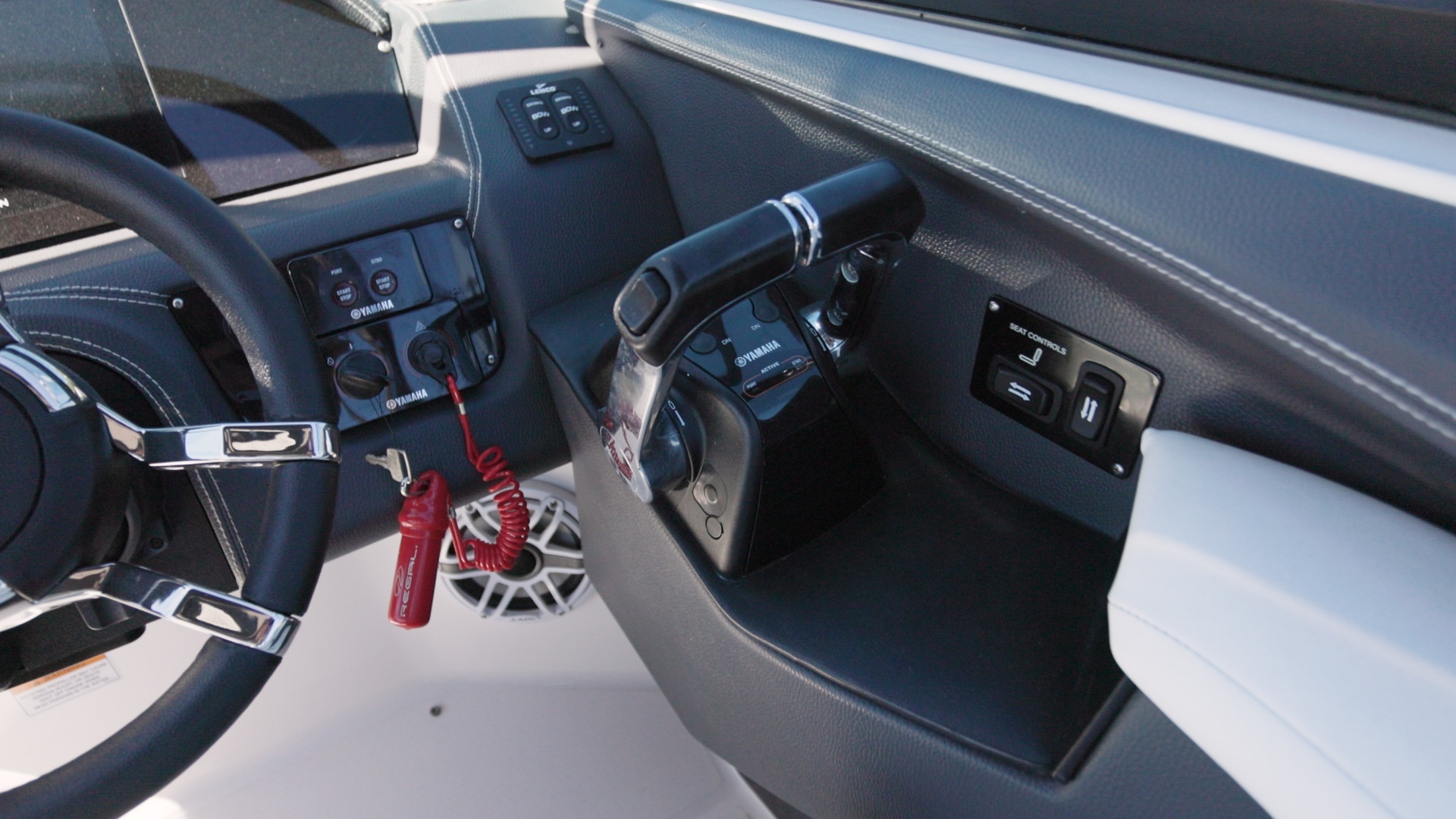 2017 Regal 29 OBX - Image 8