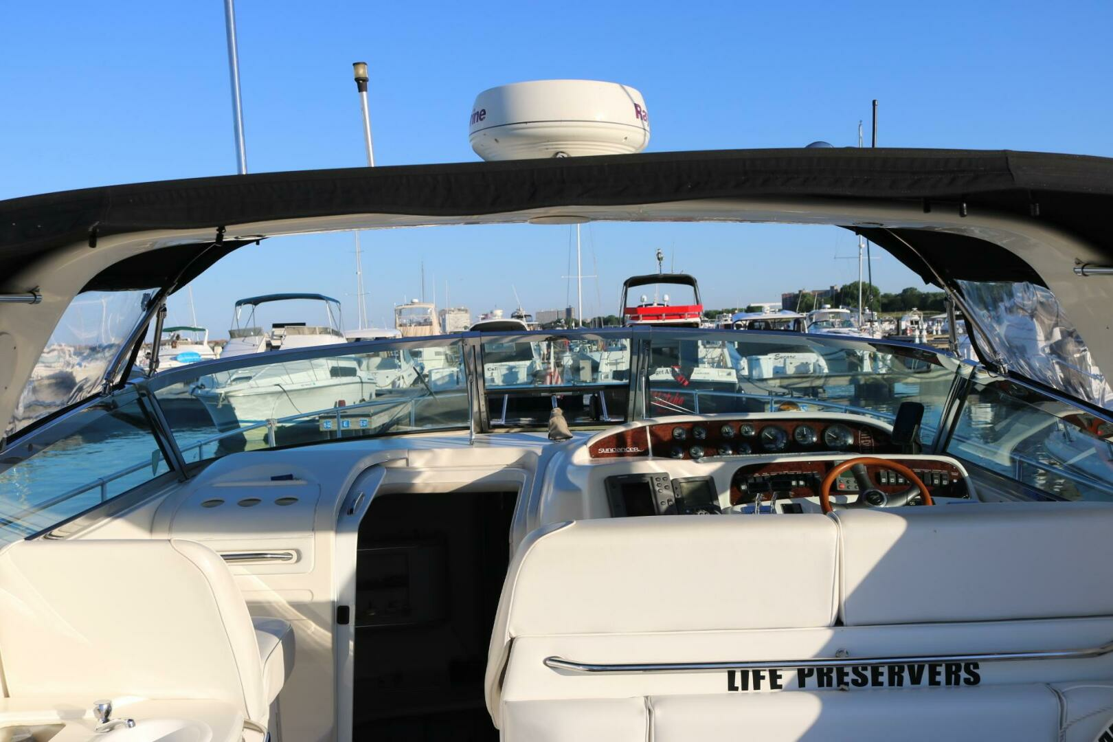 1996 Sea Ray Sundancer - Image 12