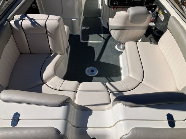2009 Yamaha Boats AR230 HO - 10