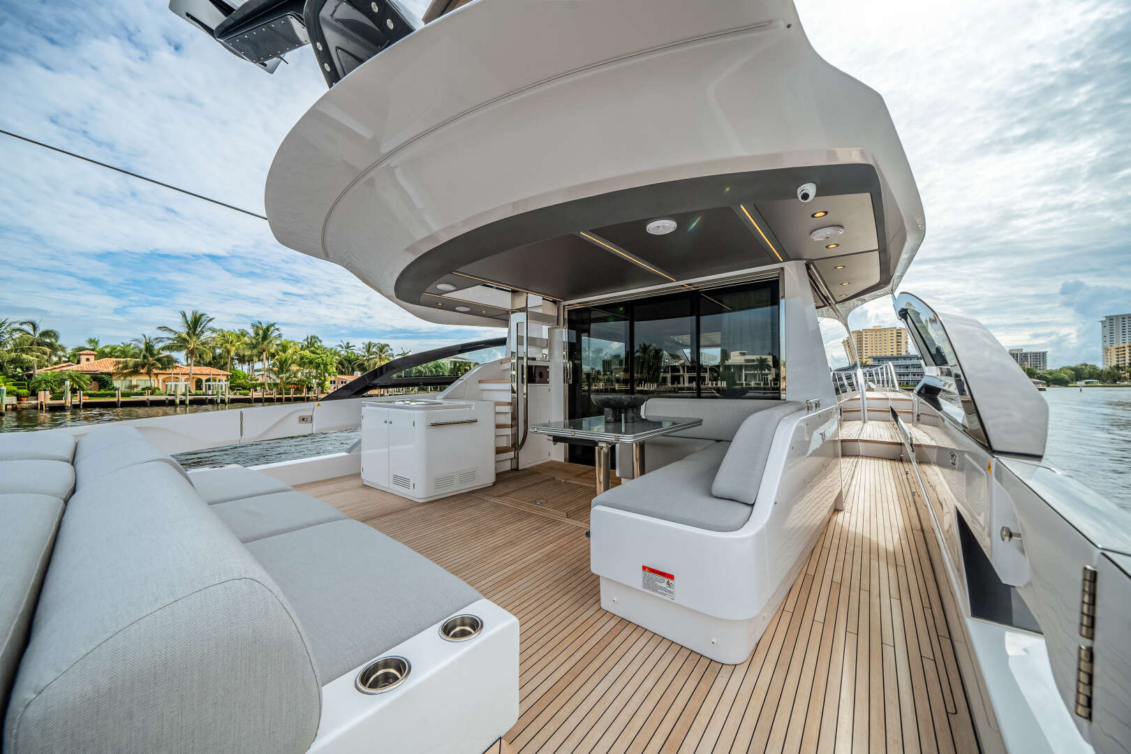 2026 Azimut S8 - Image 20