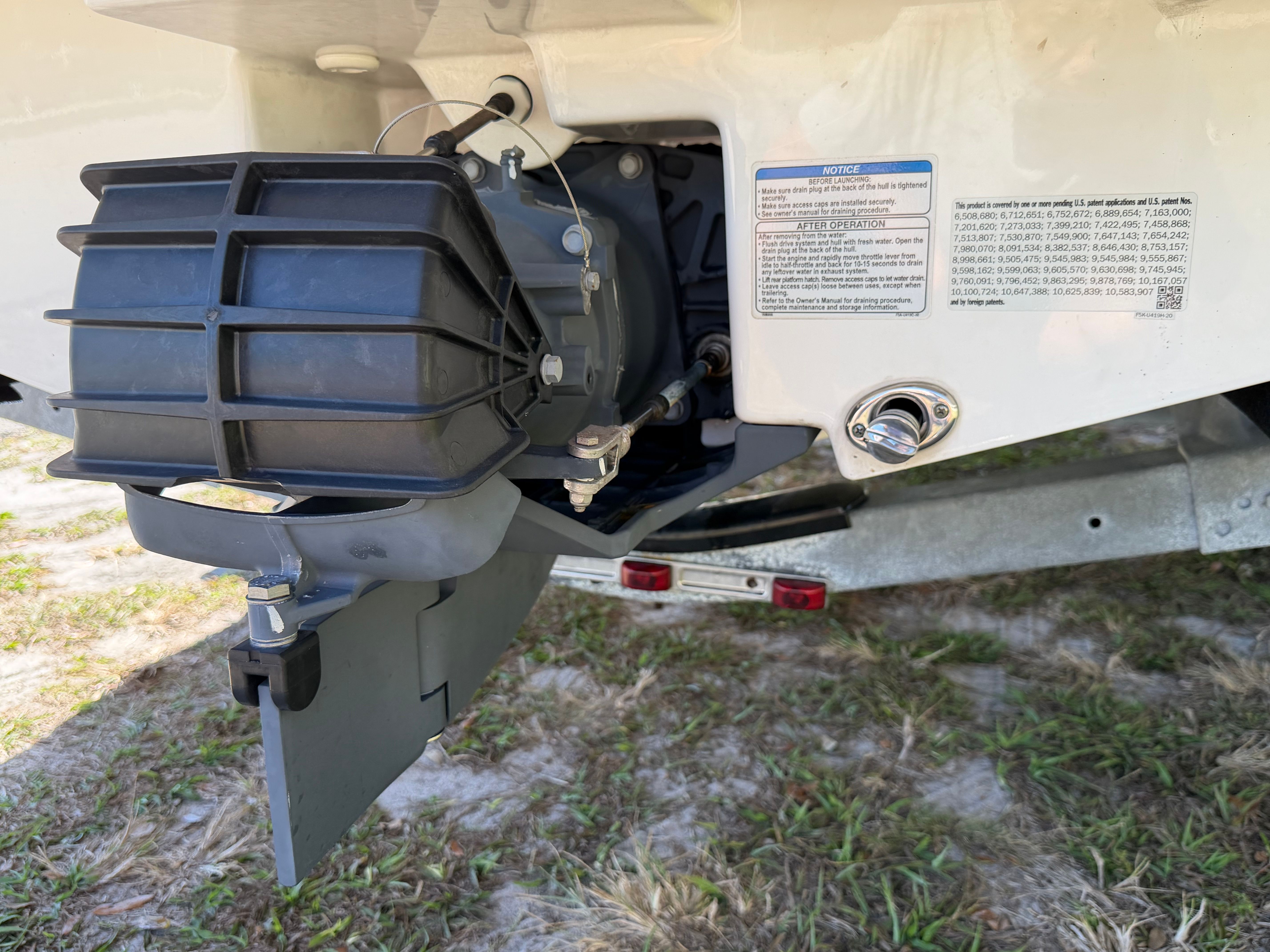 2022 Yamaha Boats AR190 - 11