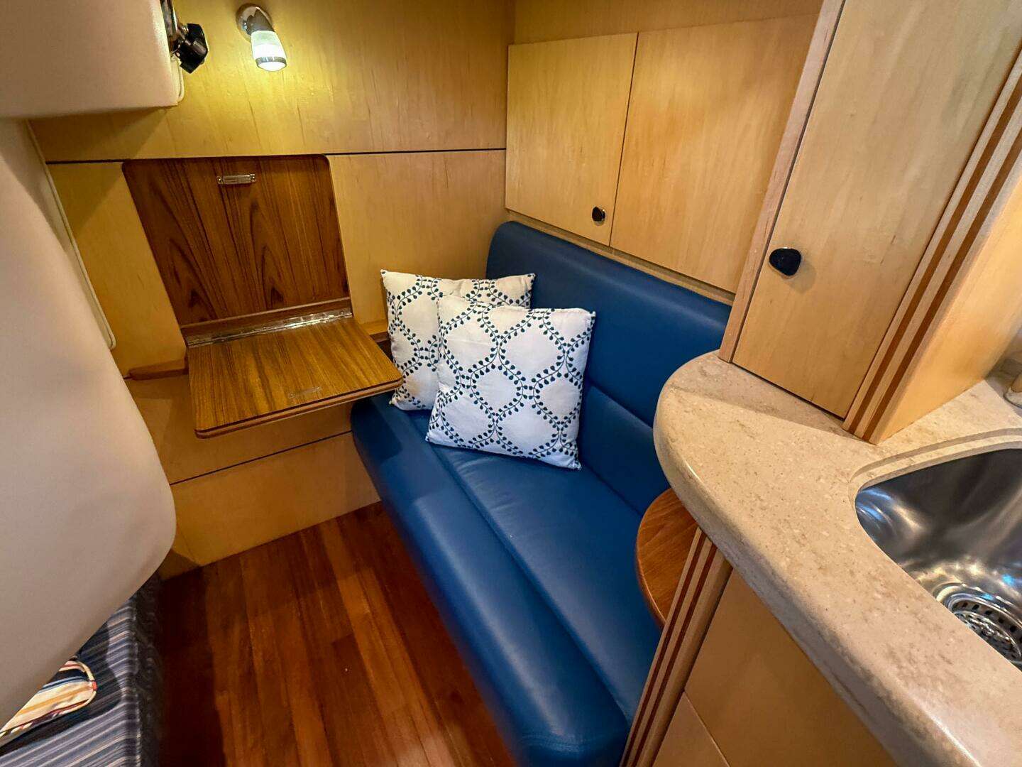 2013 Tiara Yachts 3600 Coronet - Image 34