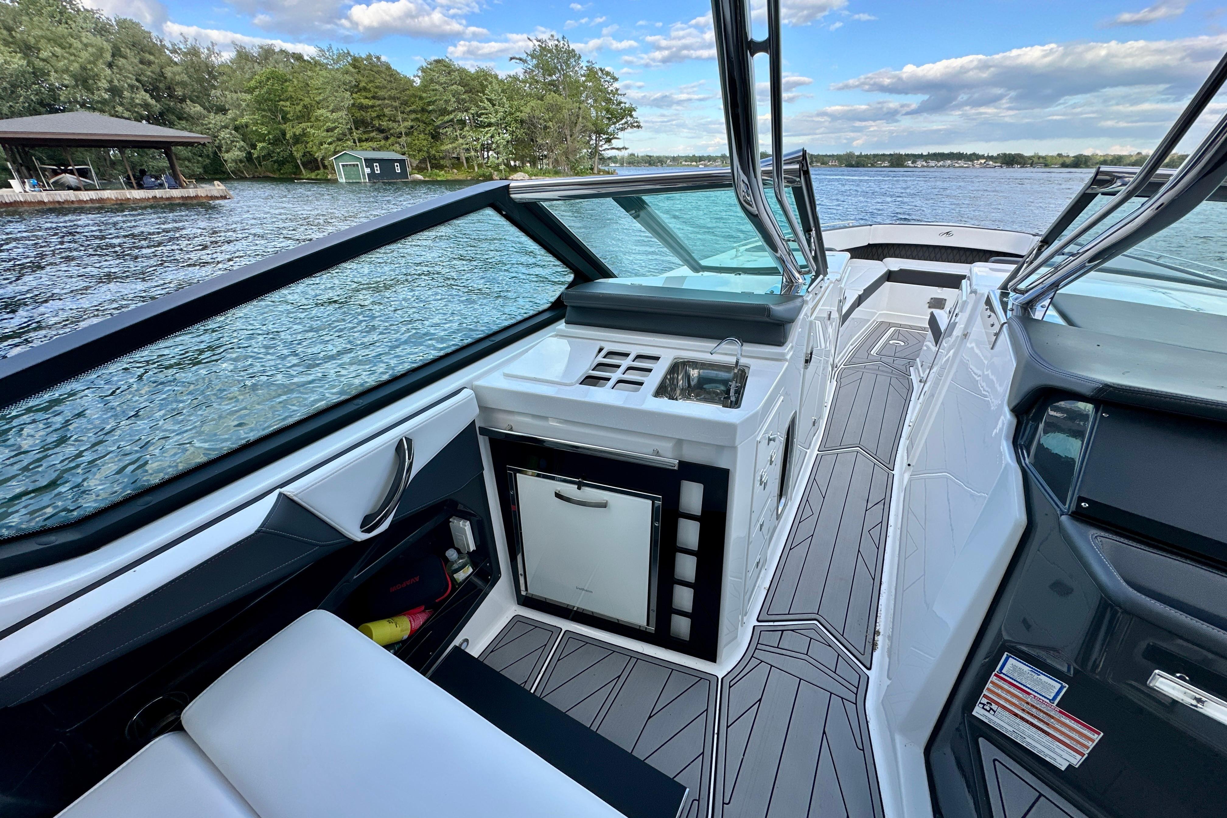 2022 Monterey 378SS Super Sport boat interior with sleek design and modern amenities.