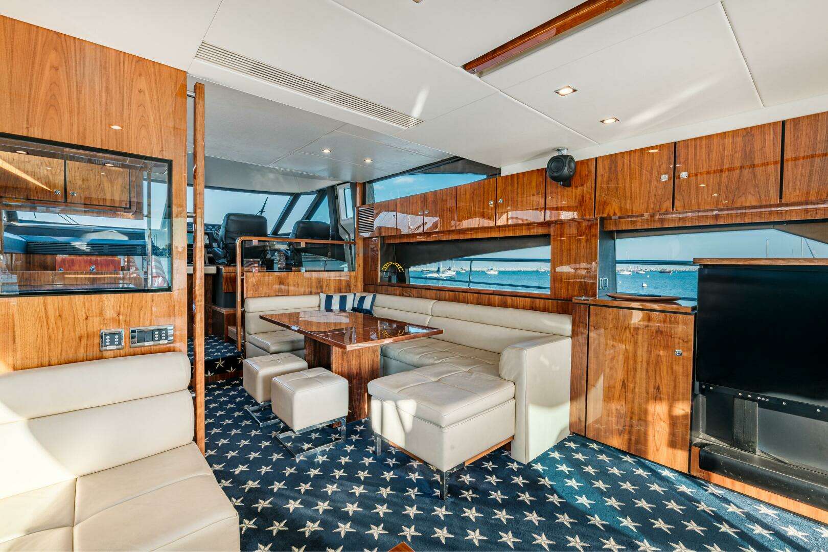 2011 Fairline 65 Squadron - Image 35