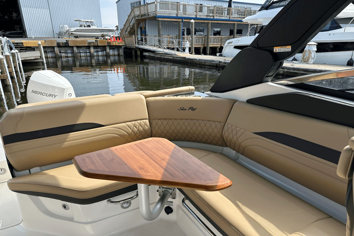 2024 Sea Ray SLX 260 Outboard - 26