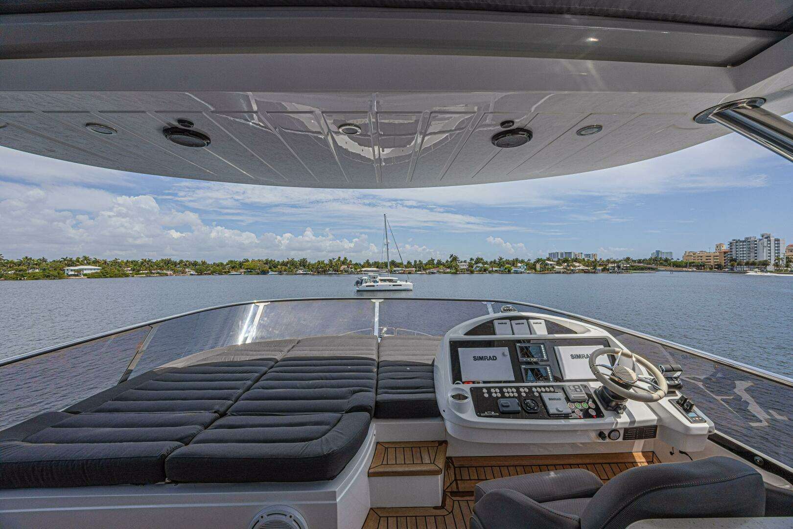 2017 Sunseeker 75 Yacht - Image 25