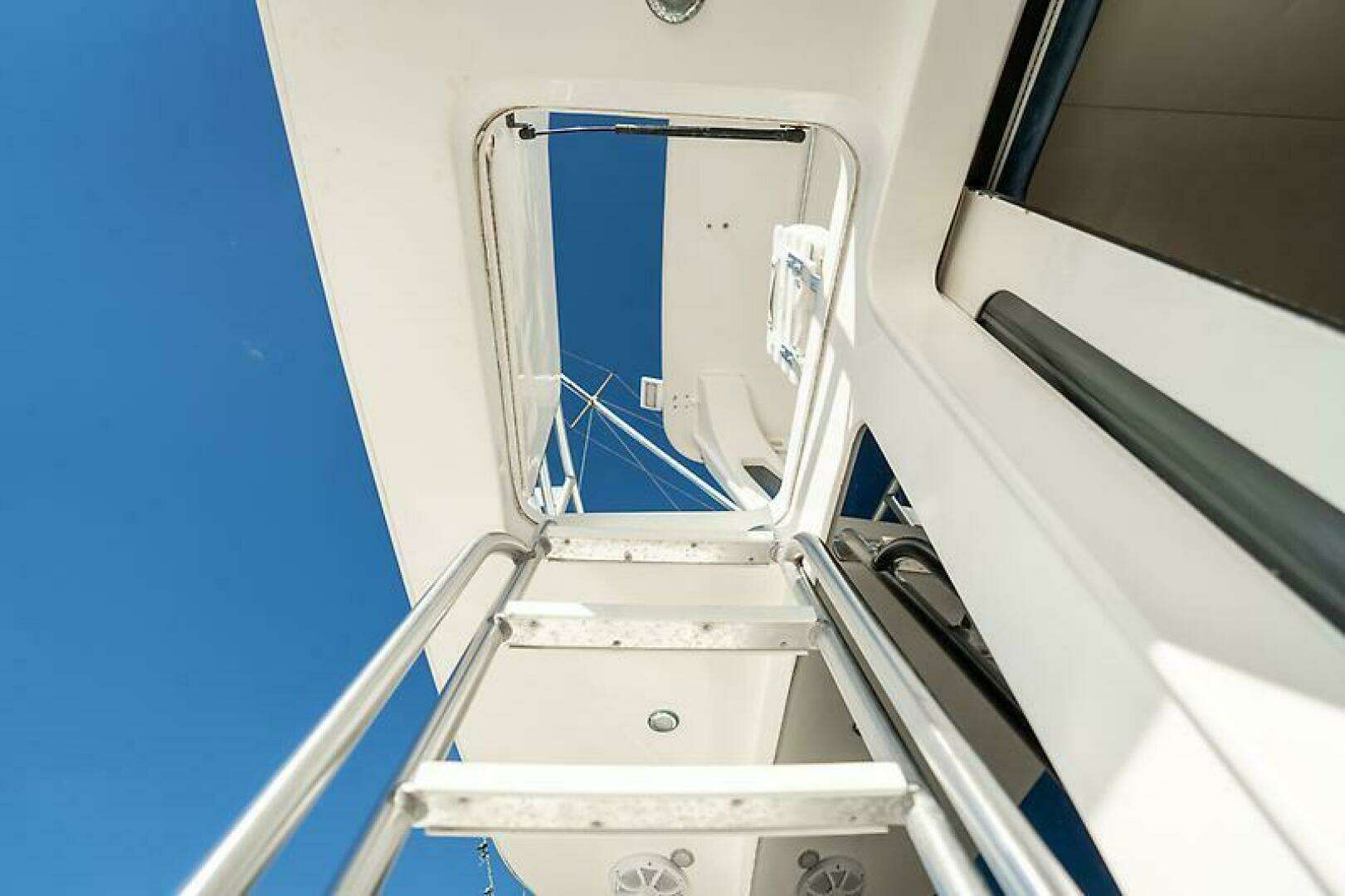 1999 Ocean Yachts 40 - Image 20