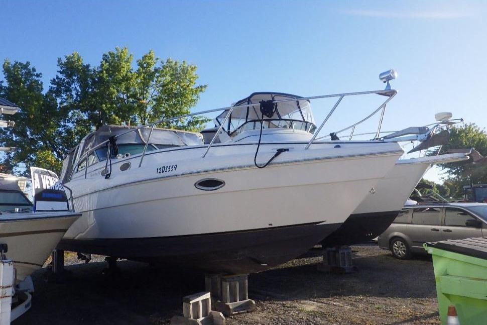 2005 Rinker Fiesta Vee 342