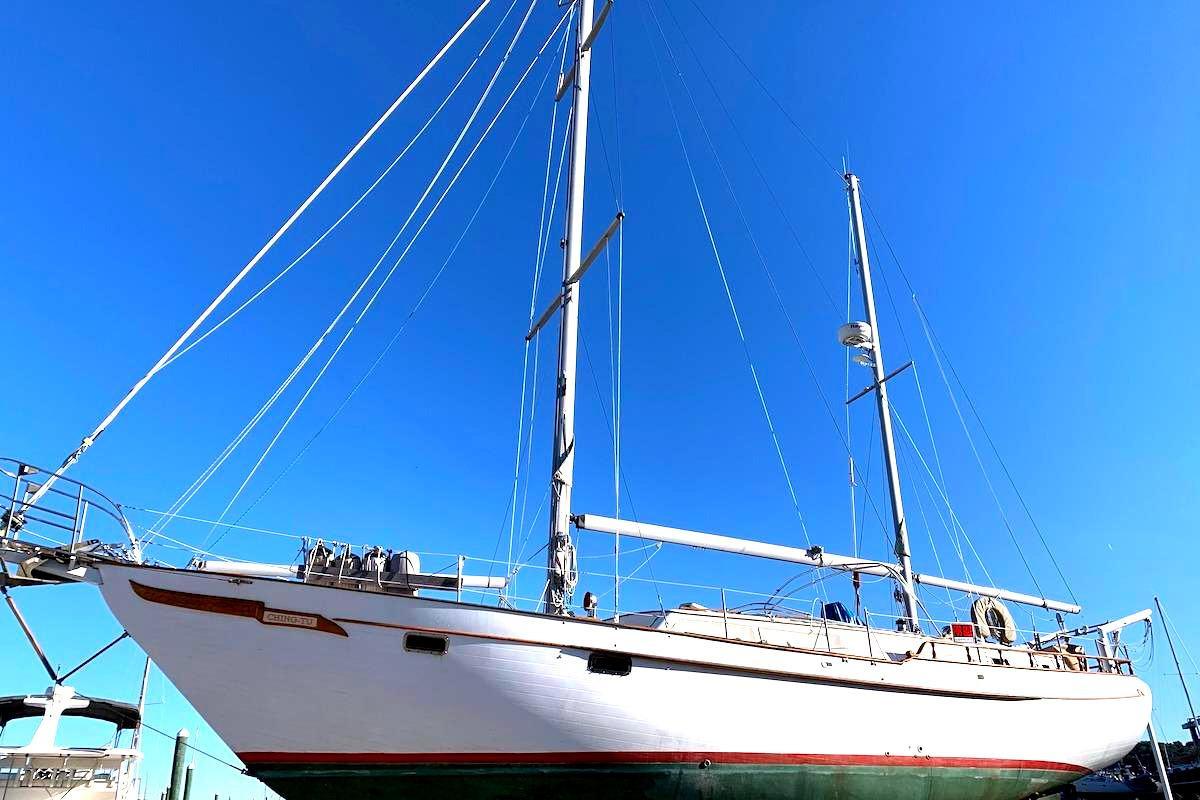 1981 Hardin Island Trader