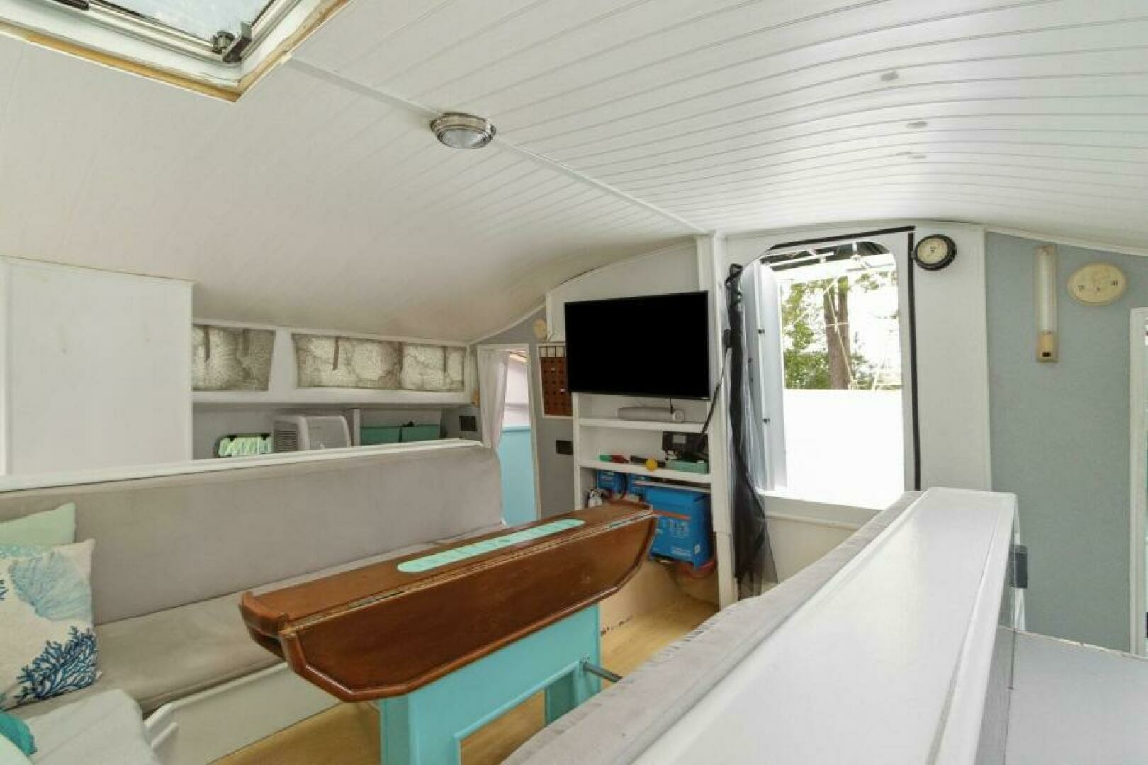 1992 Dean 365 Oceanliner - Image 22