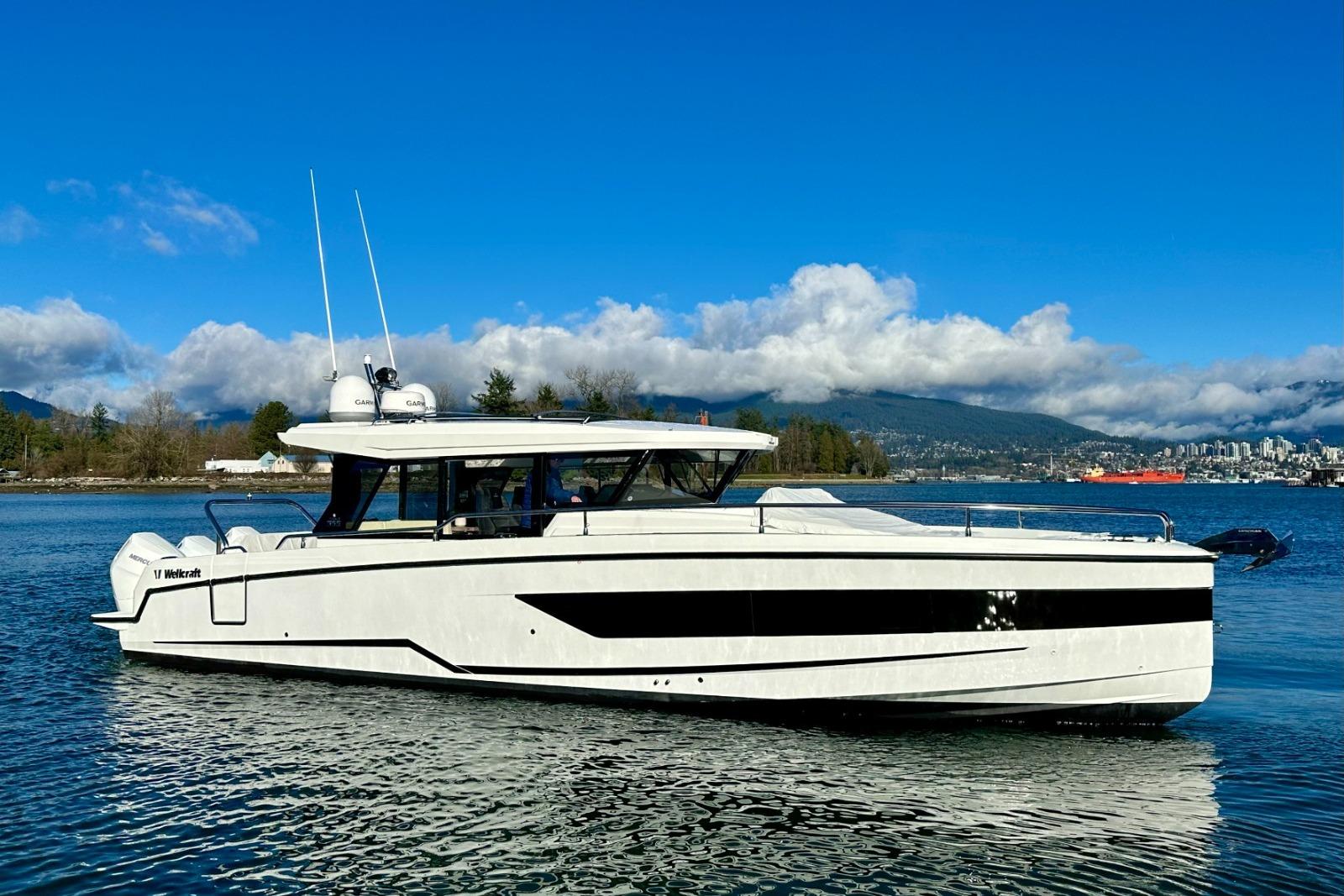 2025 Wellcraft 38 Explorer