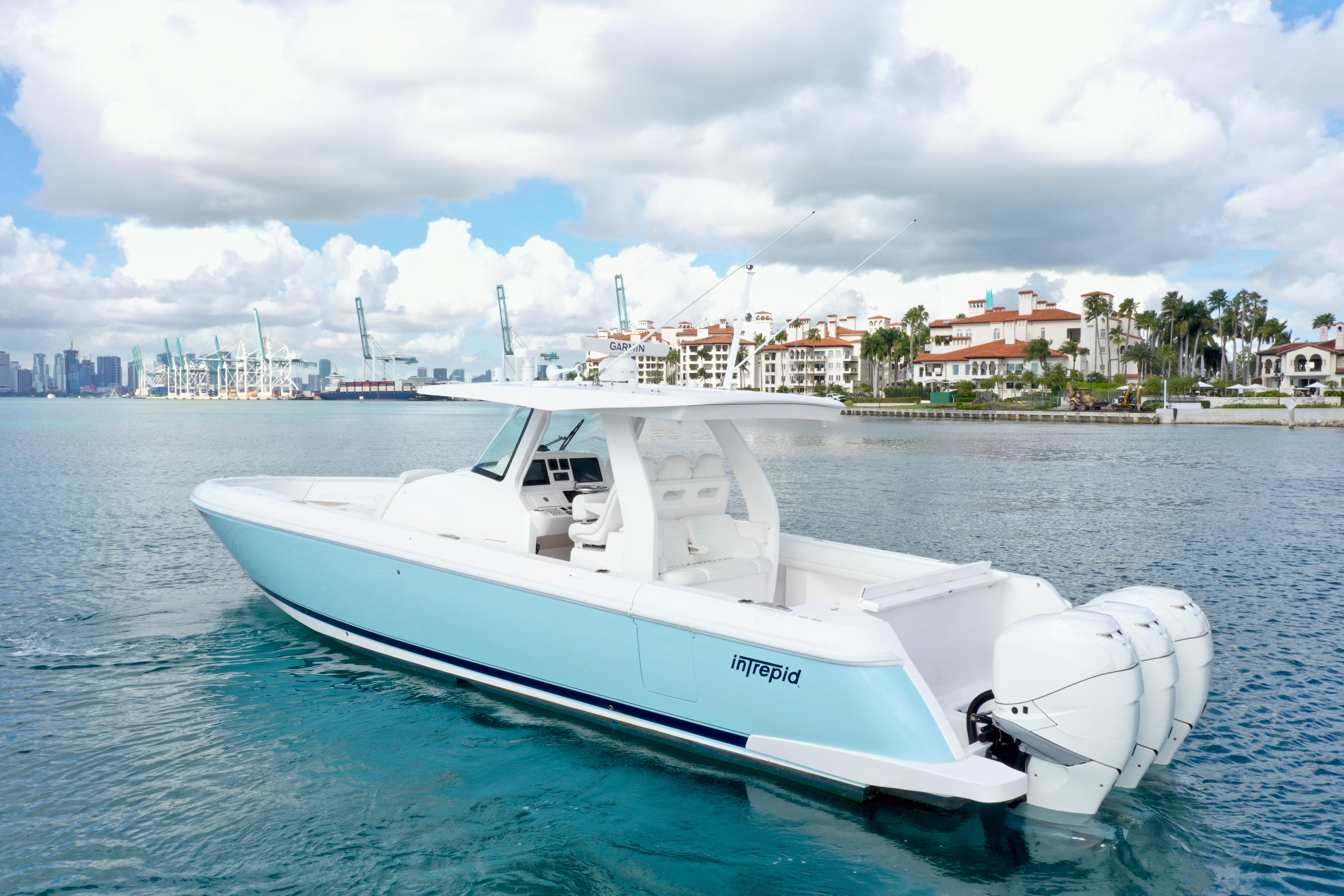 2022 Intrepid 407 Nomad SE
