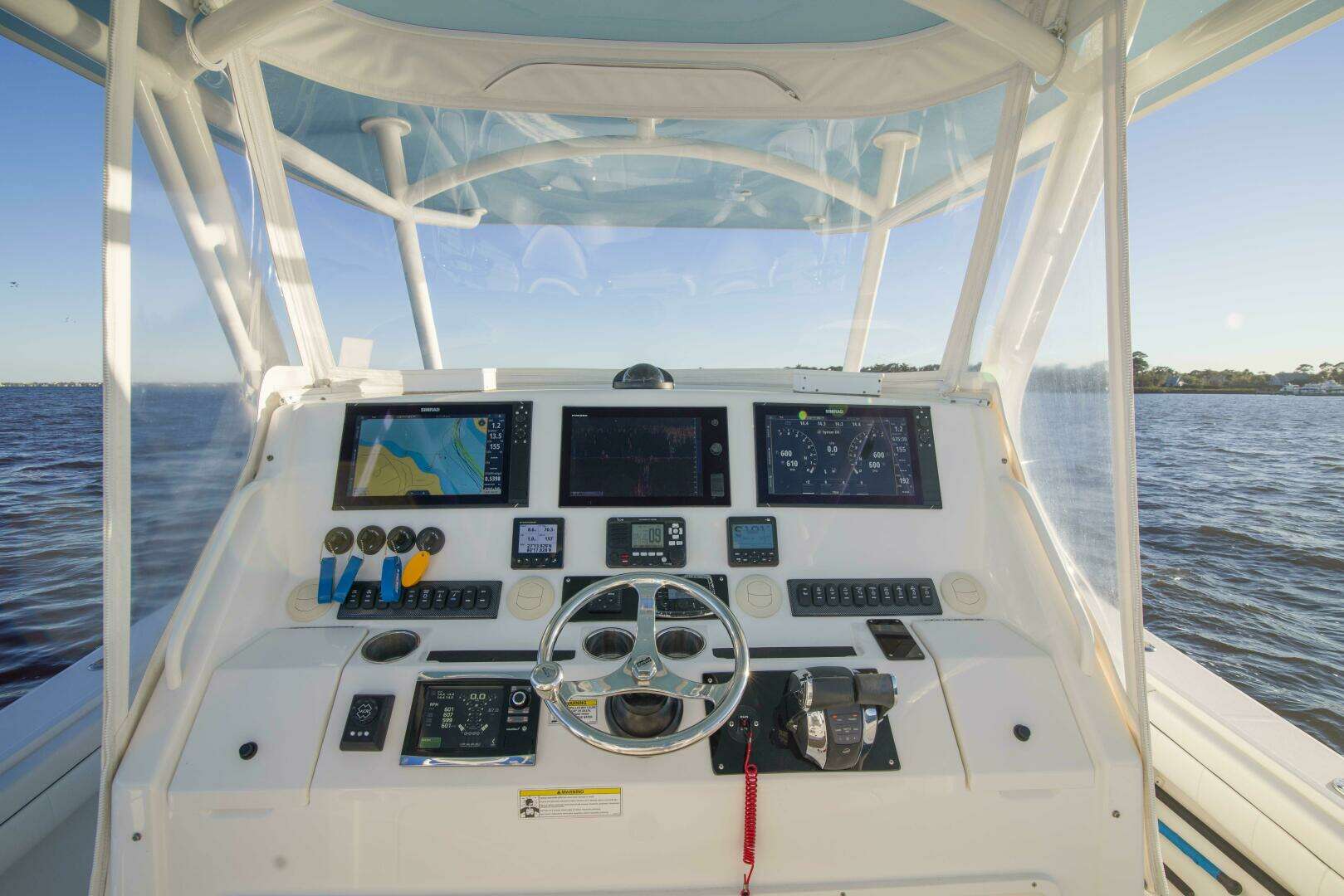 2016 Regulator 41 Center Console - Image 6