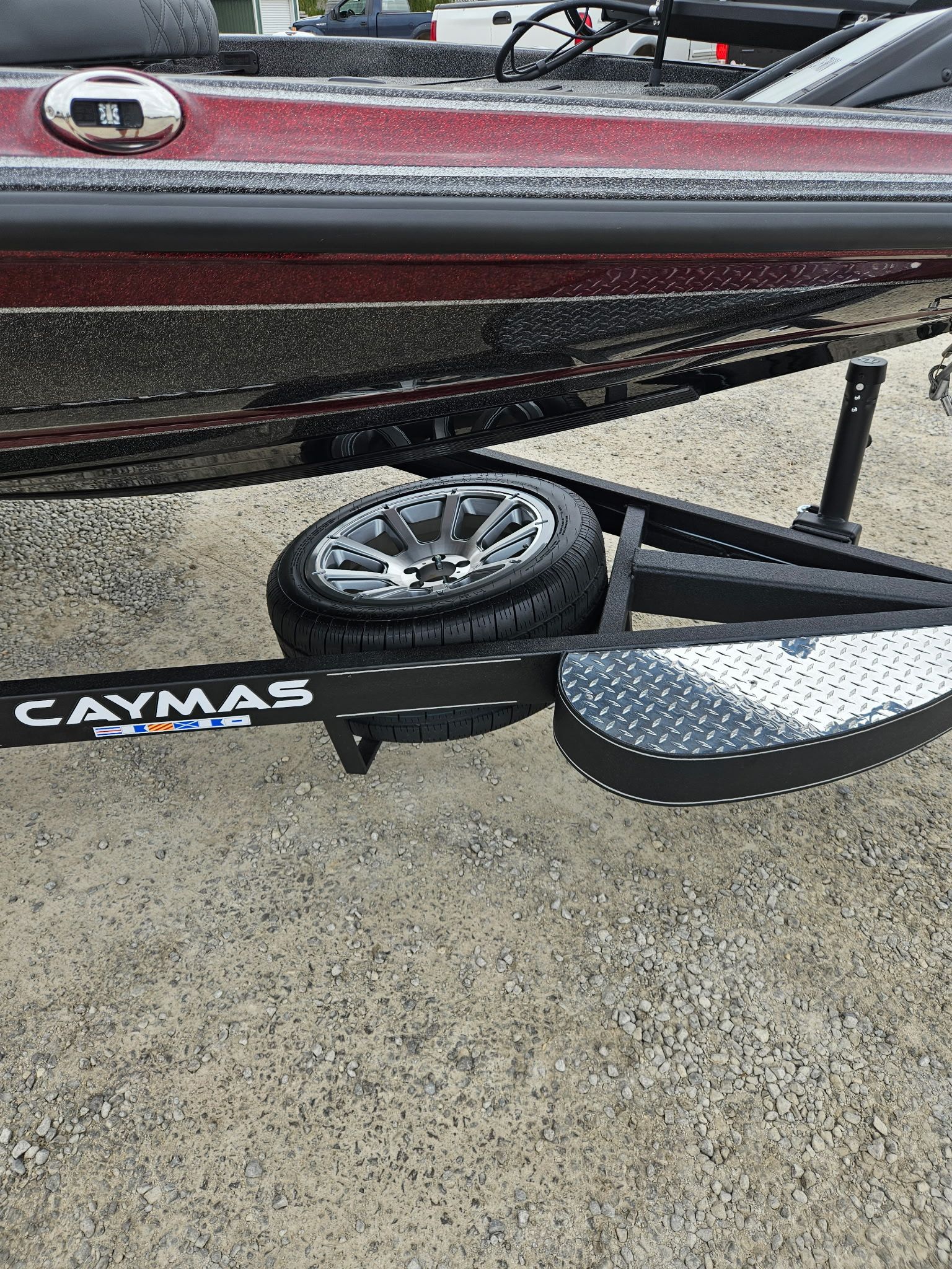 Caymas CX 21 PRO boat trailer with spare tire, 2027 model.
