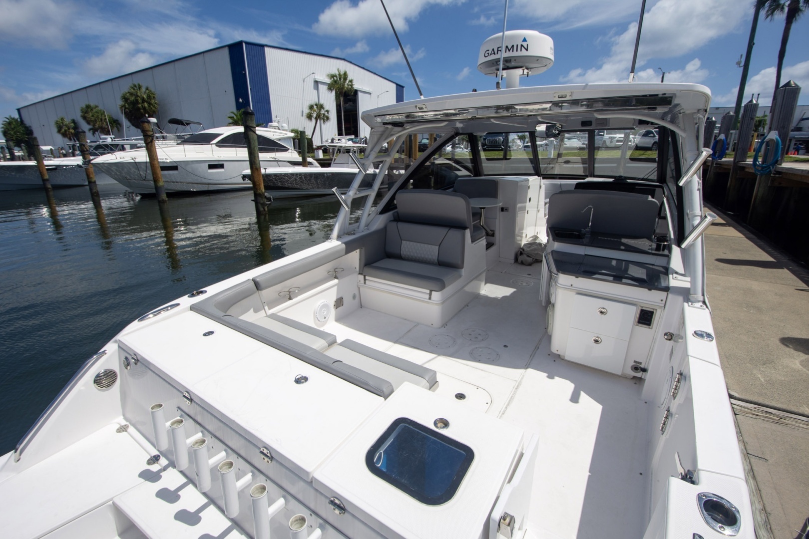2019 Everglades 340 Dual Console - Image 47