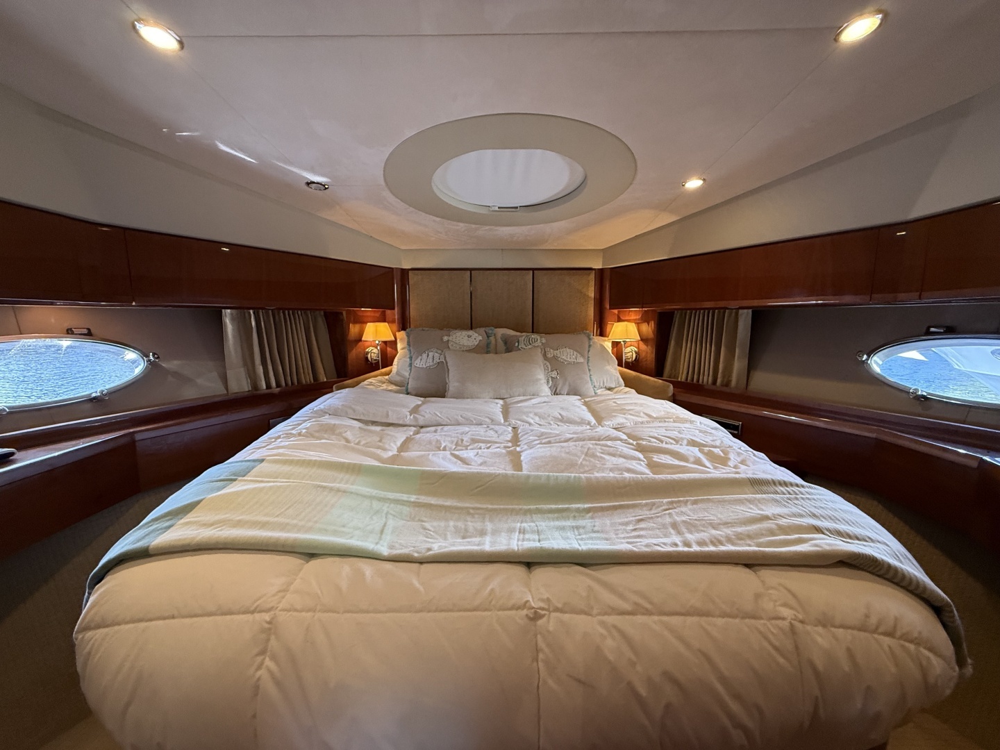 2009 Princess — - Image 19