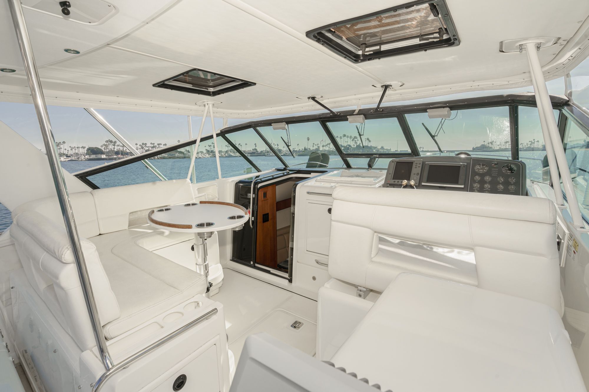 2002 Tiara Yachts 4100 Open - 29