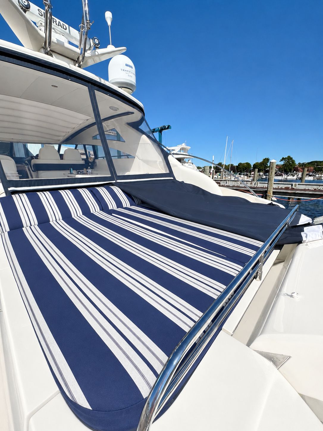 2004 Viking Princess V58 - 10