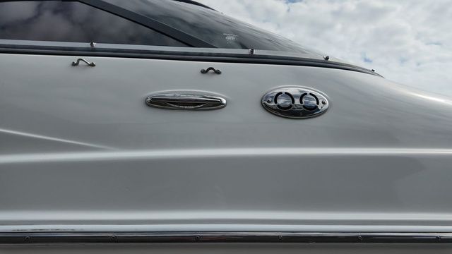 2005 Regal 2400 LSR - 28