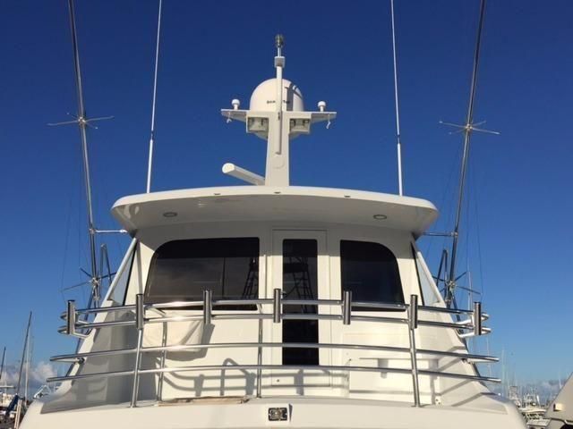 2004 Hatteras Sportfisher - 15