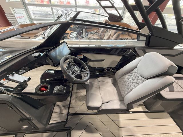 2025 Yamaha Boats 222XE - 9