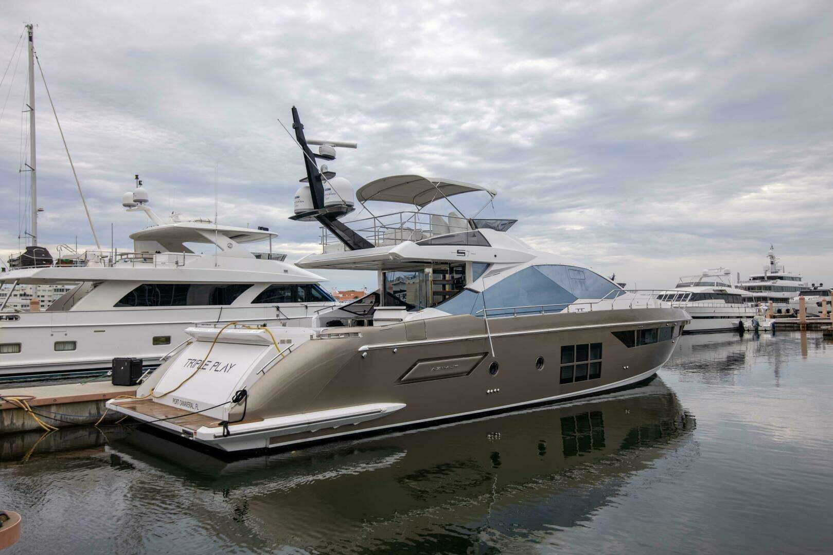 2019 Azimut S7 - Image 2