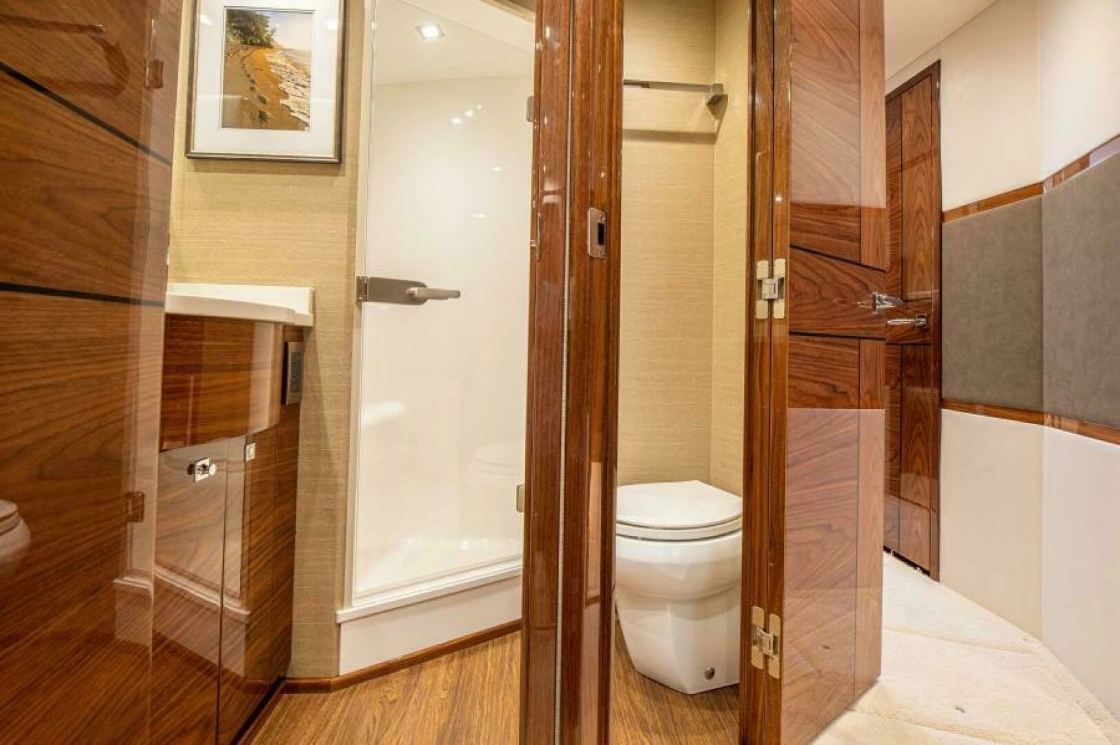 2023 Viking 64 Convertible - Image 29