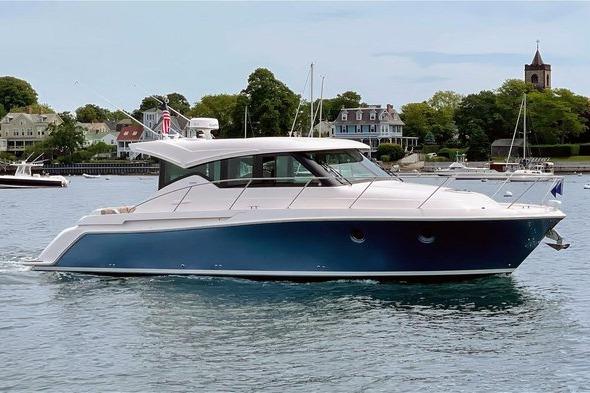 2020 Tiara Yachts C39 Coupe
