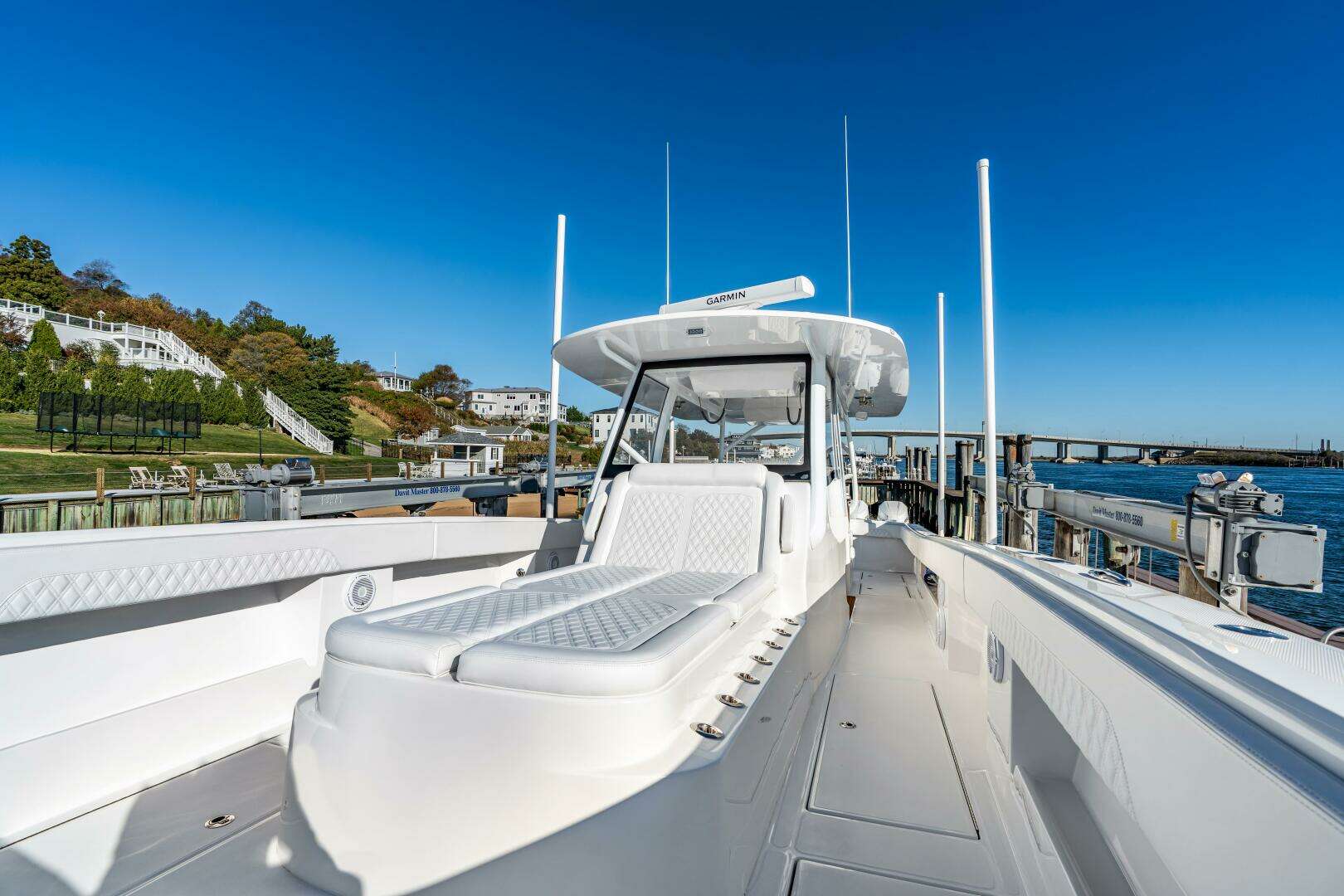 2025 Front Runner 43 Catamaran - Image 49