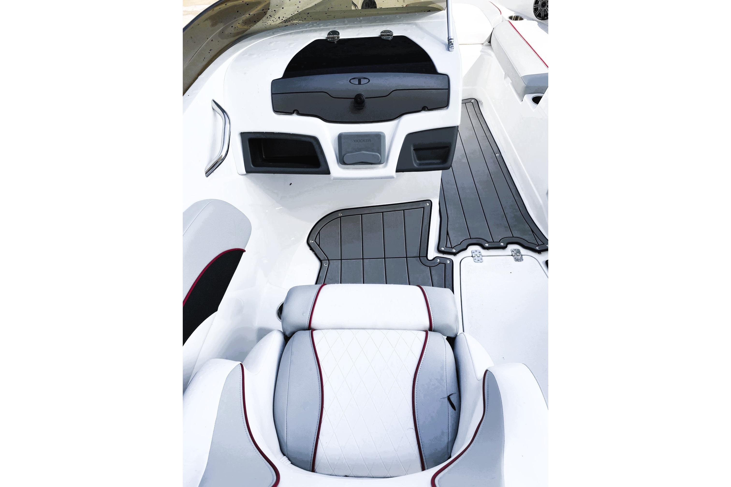 2023 Tahoe 210 Si Limited boat interior with sleek seating and modern design.