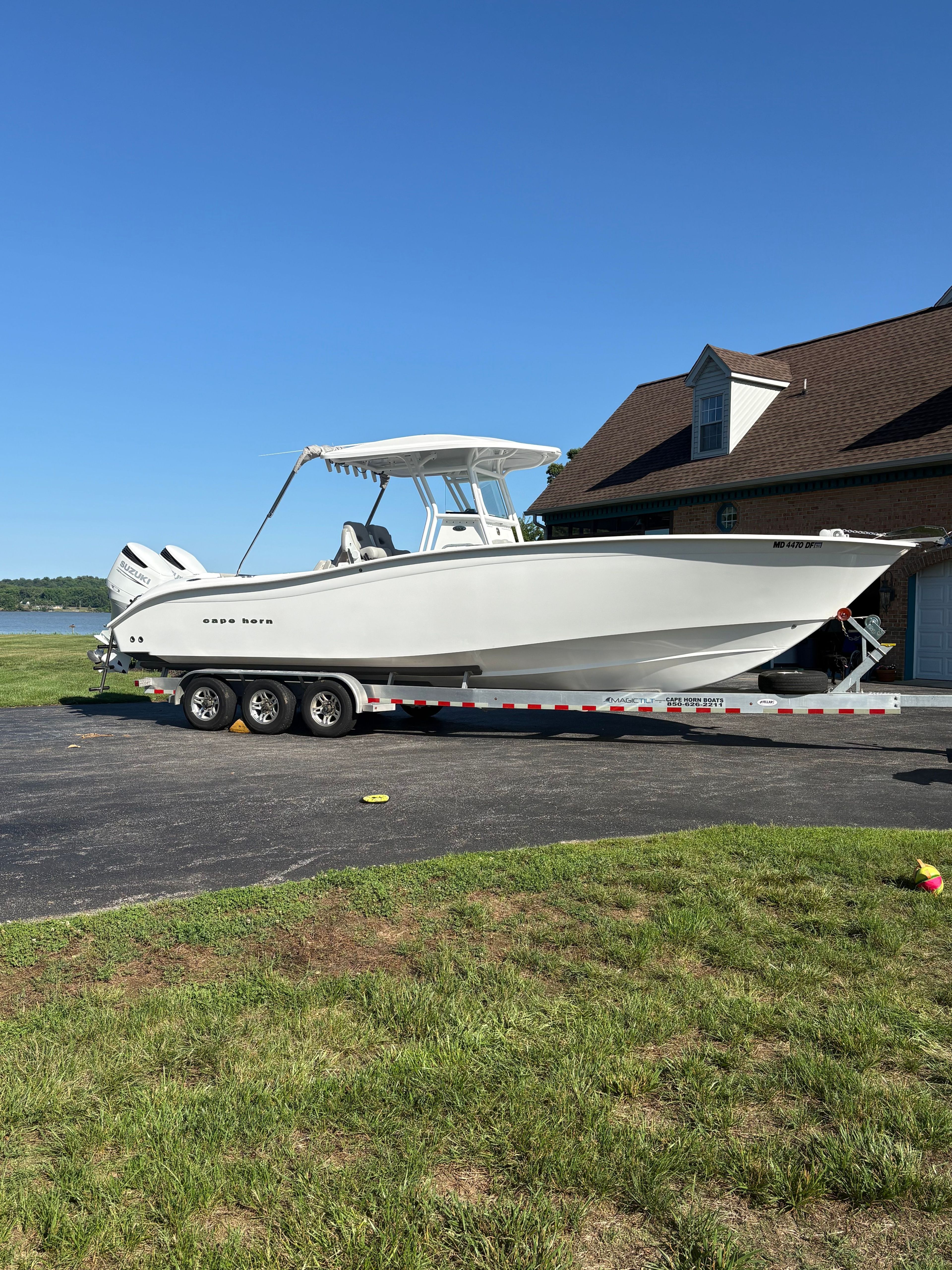 2023 Cape Horn 32XS