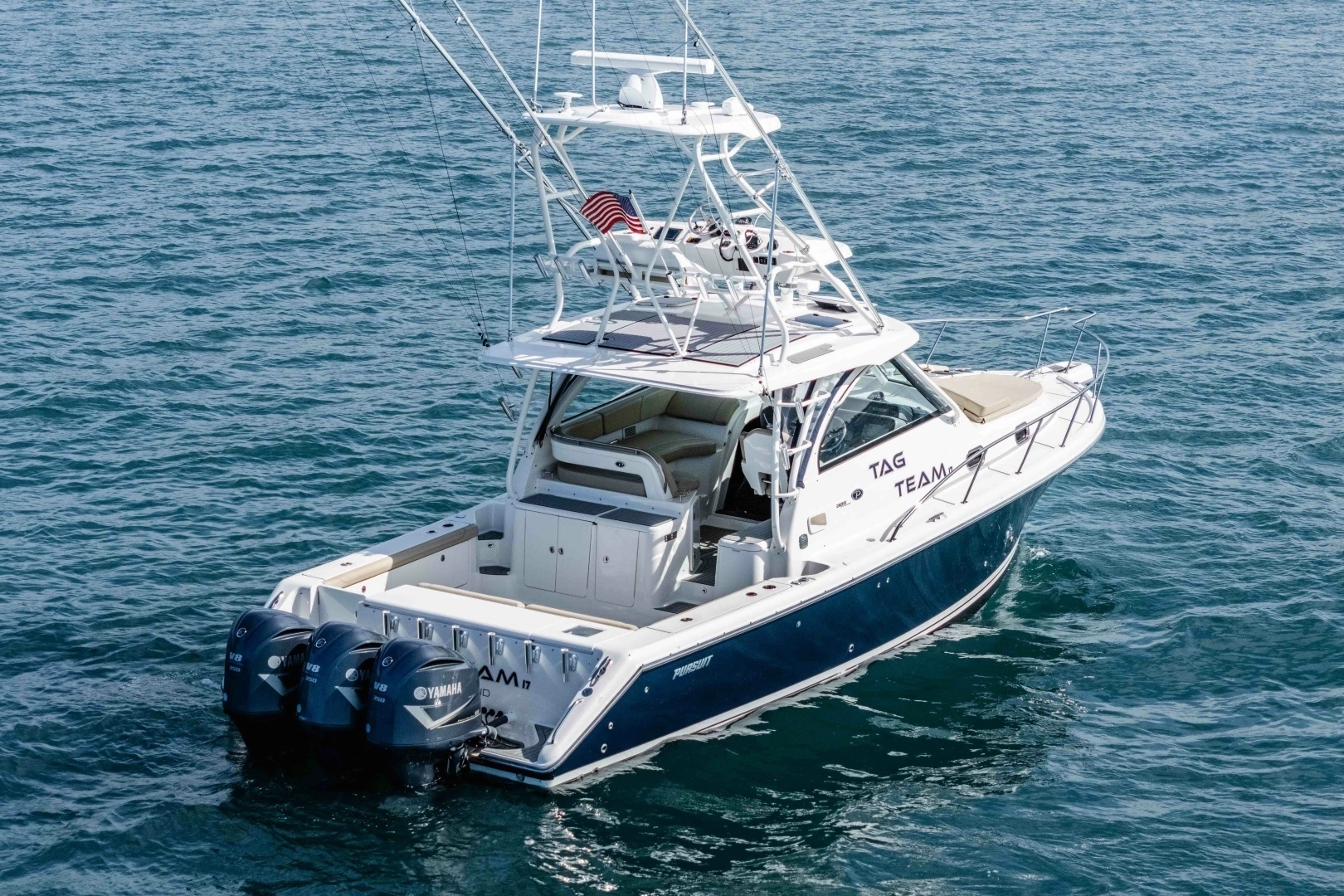 2018 Pursuit 385 Offshore - Image 29