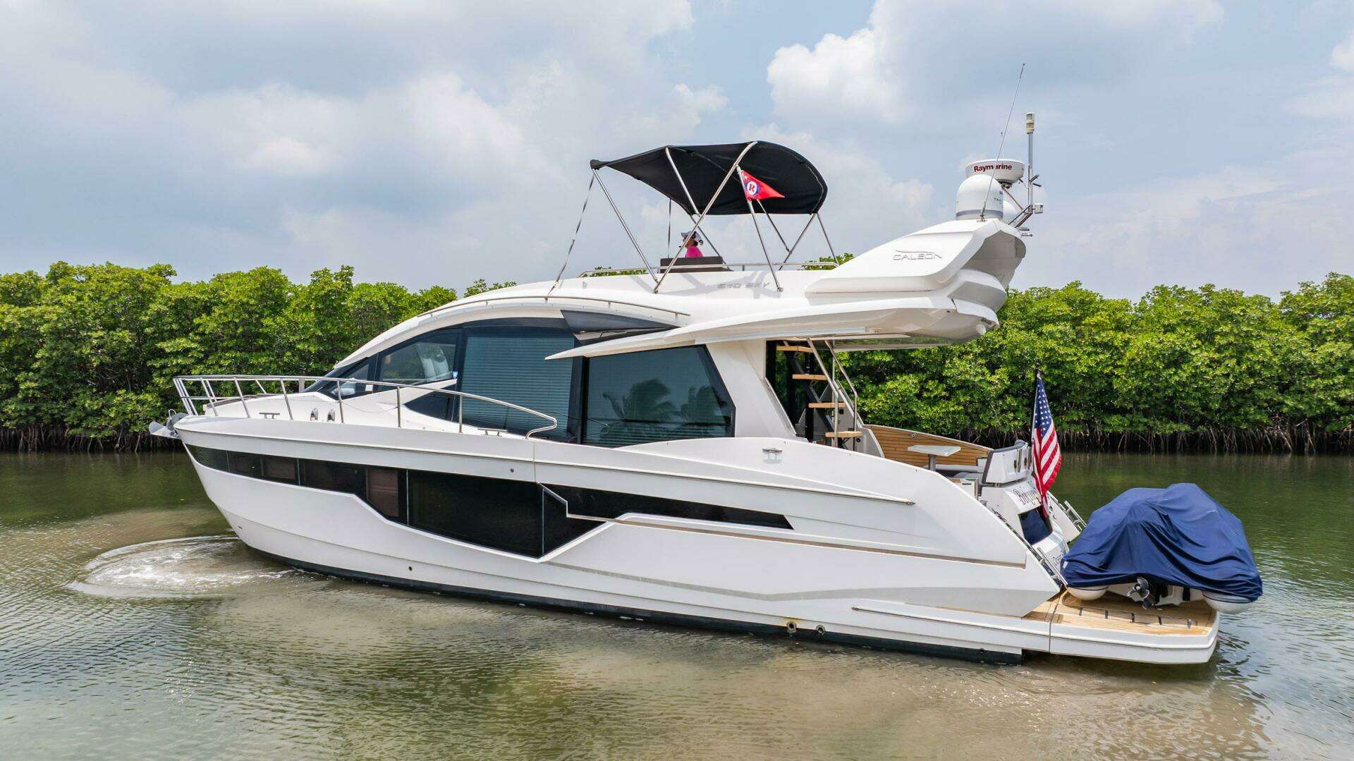 2017 Galeon 510 Skybridge - Image 72