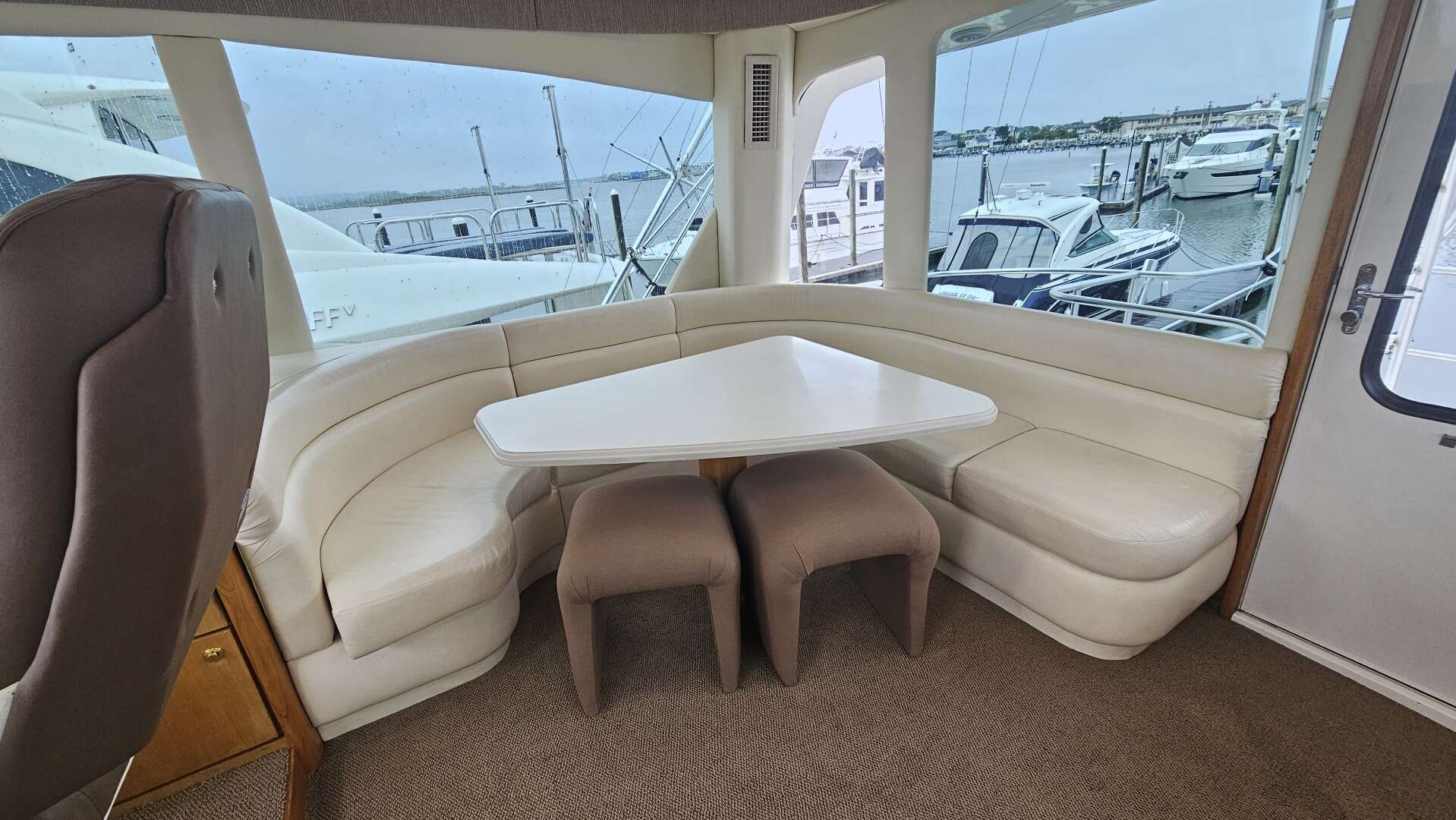 2000 Ocean Yachts 70 SUPER SPORT - Image 28