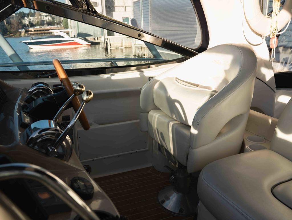 2004 Sea Ray 360 Sundancer - 25