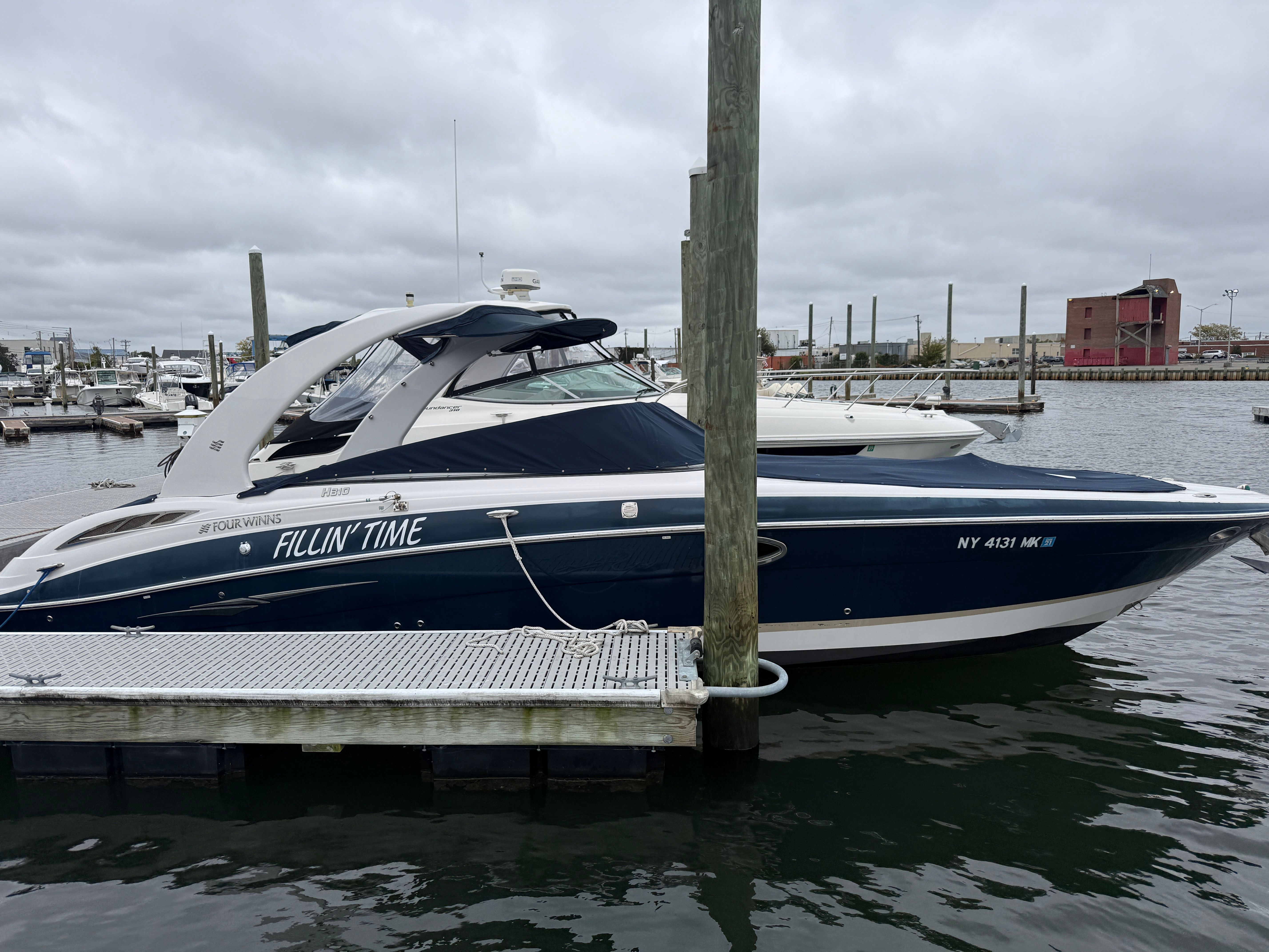 2013 Four Winns H310