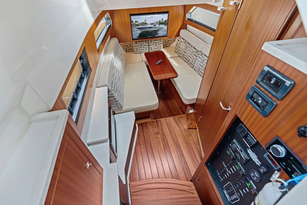 2022 Pursuit 428 Sport - 20