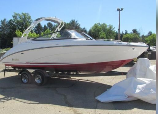 2019 Yamaha Boats AR240