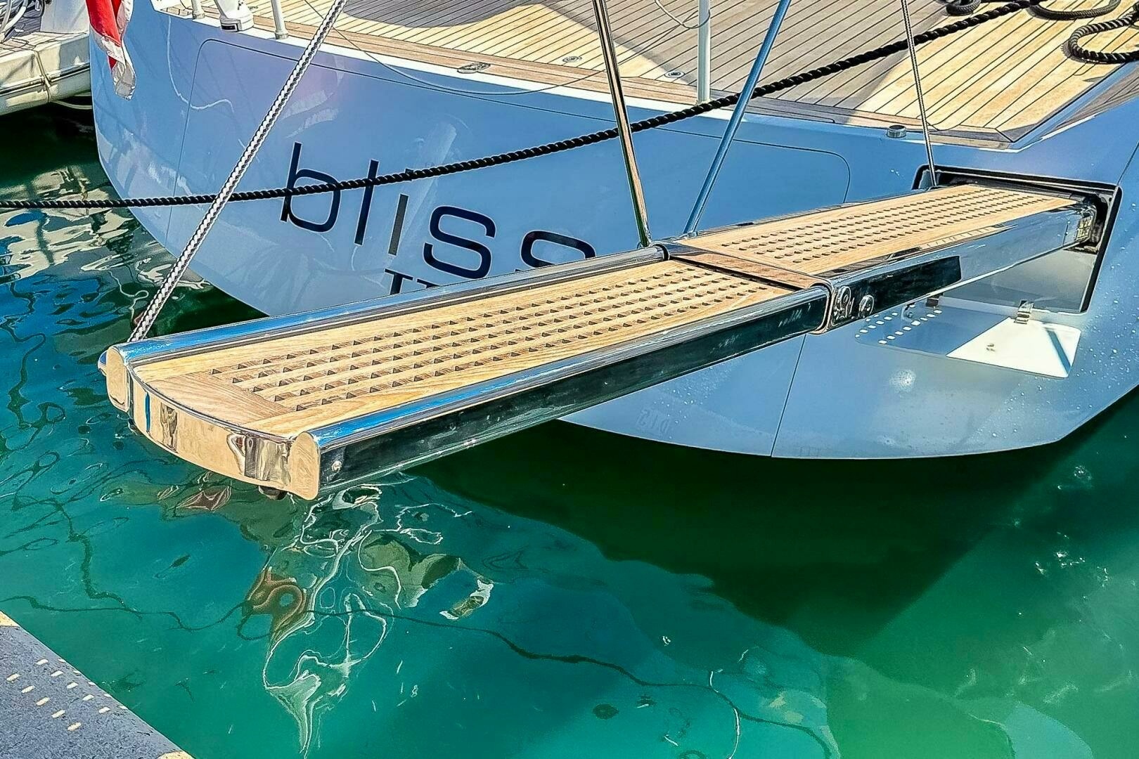 2014 Cyrus Yachts Custom - Image 22