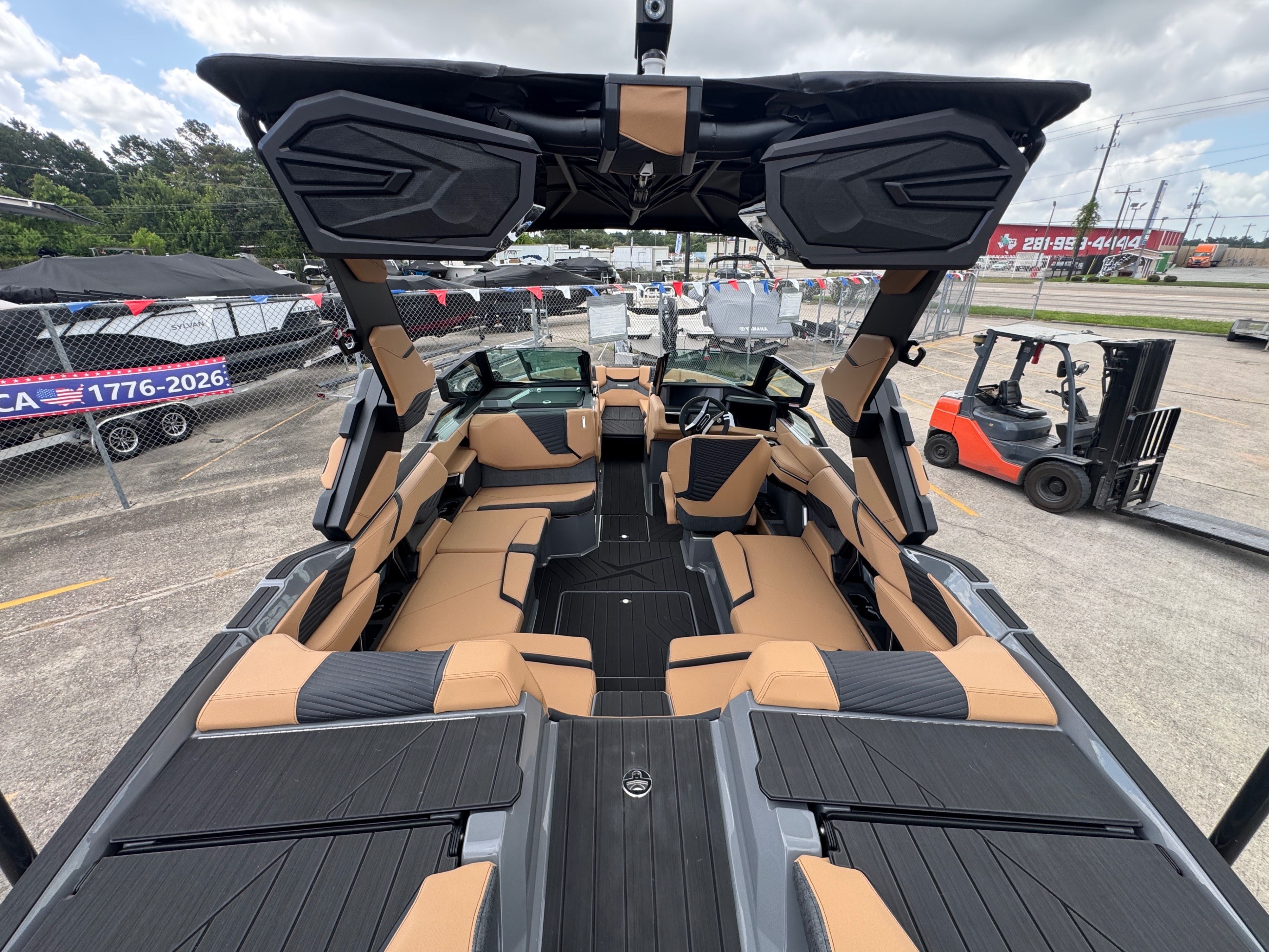 2026 MasterCraft X22 - 19