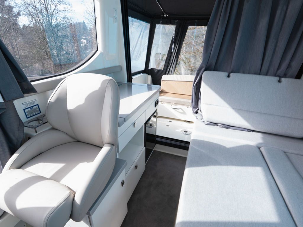 2025 Bayliner Trophy T29 Explorer - 12